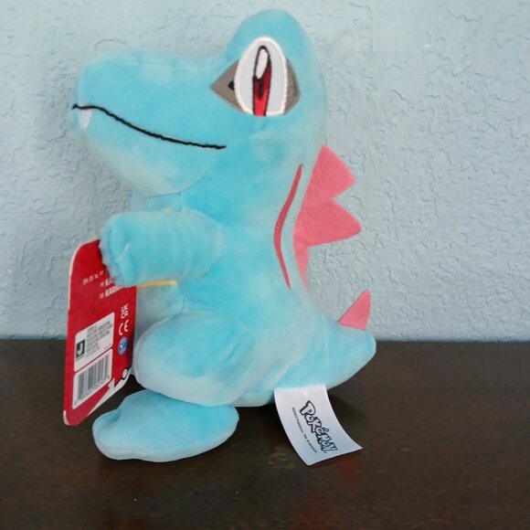 Pokémon Plush Totodile 8'in NWT - Picture 4 of 6